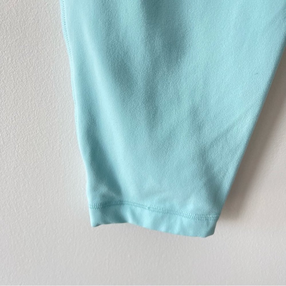 ❌SOLD❌ LULULEMON Align High-Rise Pant 28" Icing Blue yoga leggings size 14 28" - Picture 9 of 11